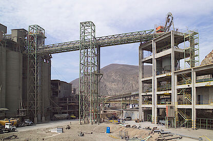 Dukungan infrastruktur untuk lokasi konstruksi El Callao di Amerika Selatan